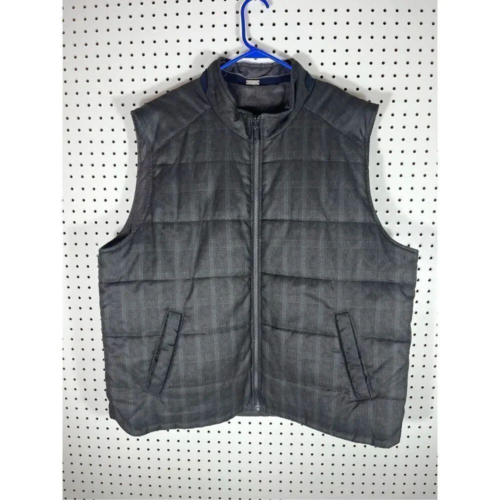 Tommy Bahama reversible zip up vest size XL